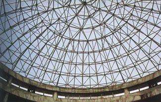 都江堰铝镁锰板屋面网架在设计时要注意哪些细节